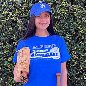 Pro-Style-youth-Baseball-Training-instructor-Rachael-Elliott